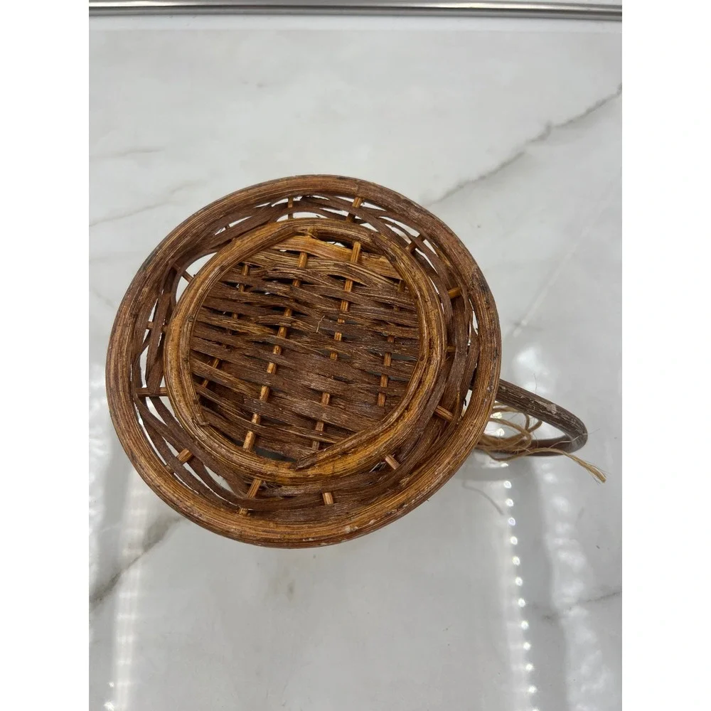 N/A vintage wicker